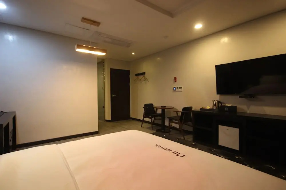 IM Hotel