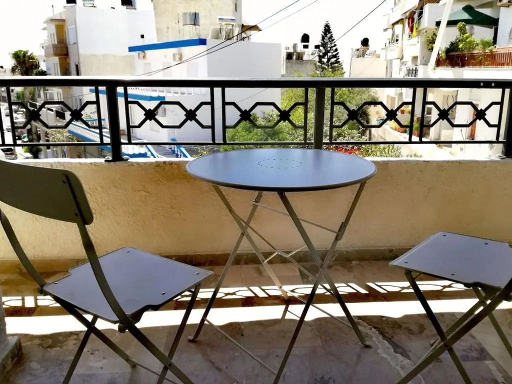Central flat, 300m from the beach