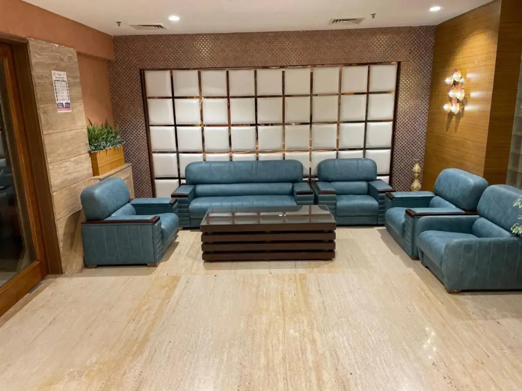 Sk Klyde Grand Hotel