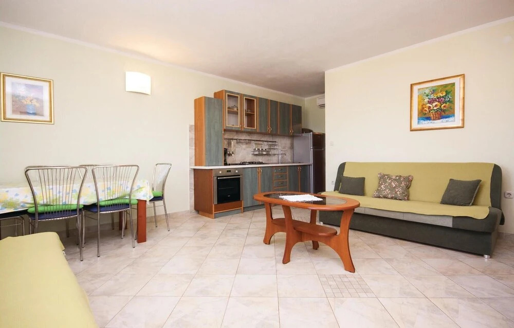 Stunning Apartment in Zatoglav With 2 Bedrooms and Wifi