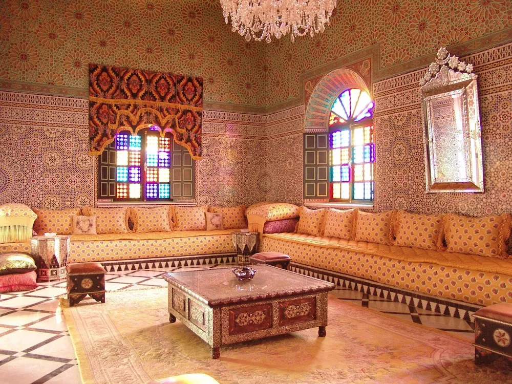 L Mansion Guest Palace