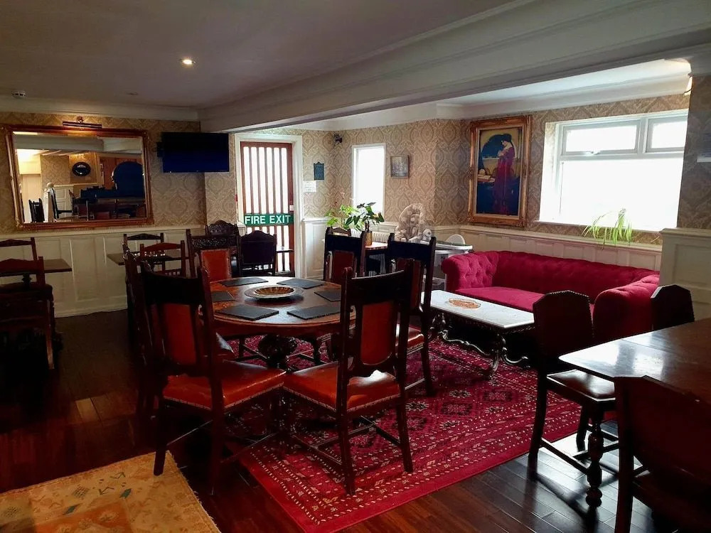 Rose Tor Hotel