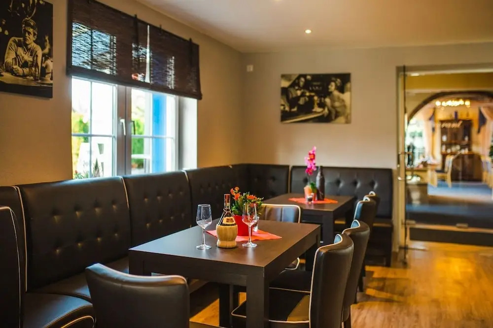 Hotel Restaurant Narasinga