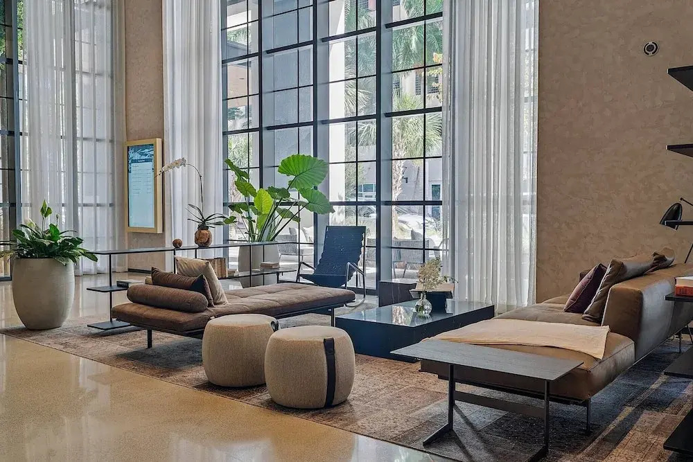 Luxury 1BR Penthouse, Bay & City Views Downtown