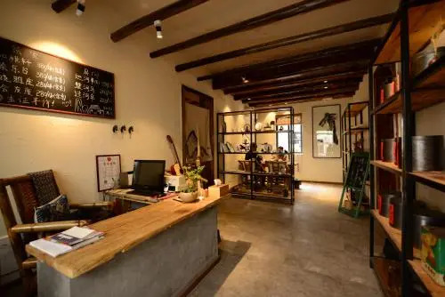 He Qi Jing She Hostel