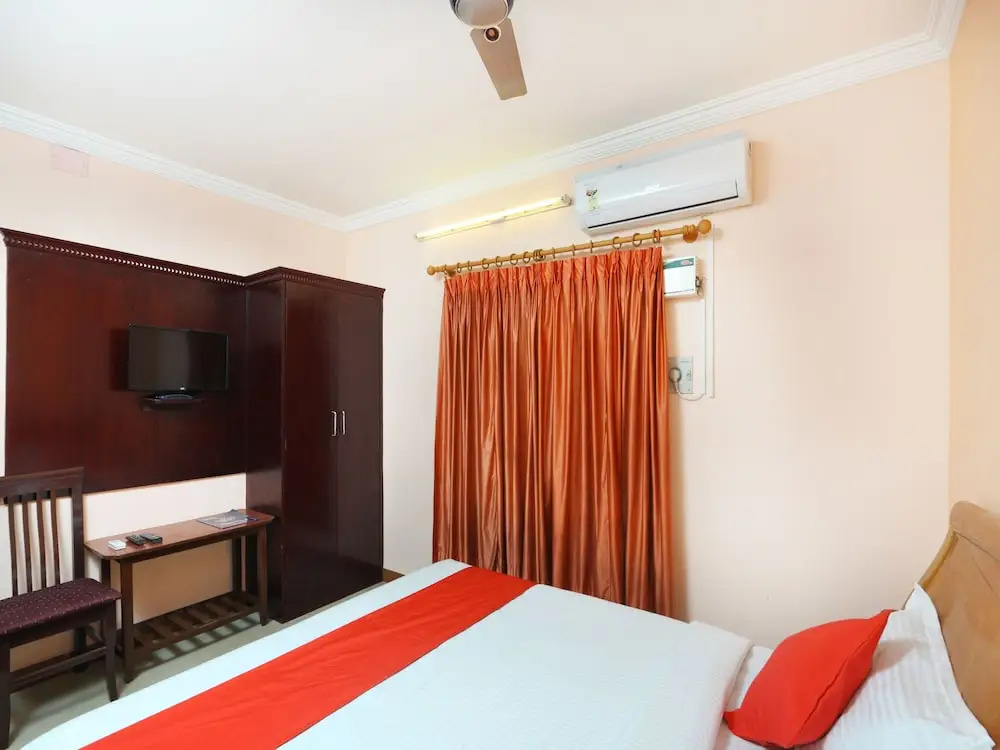 OYO 6849 Dreams Manor