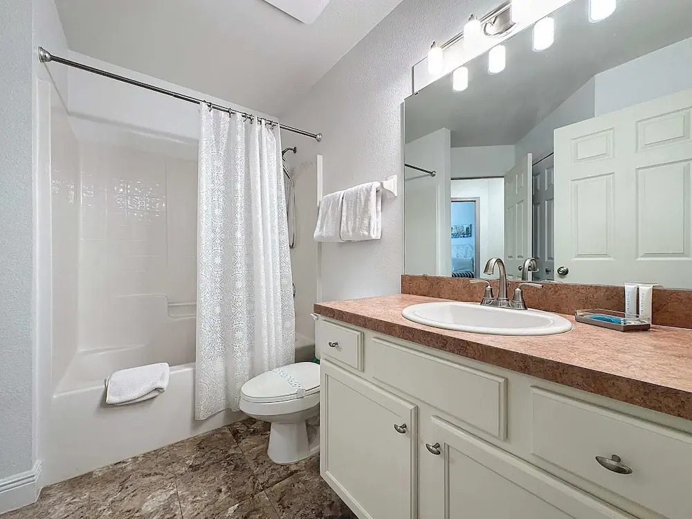 South Facing Golf Course Villa Updates Throughout