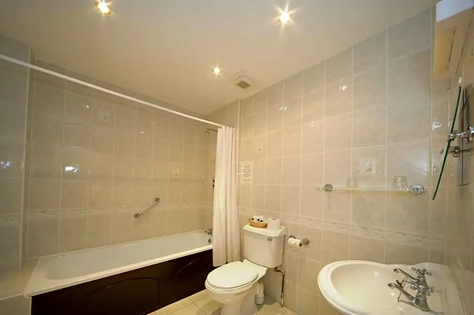 Oriel Hotel