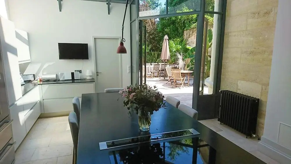 Villa with 4 Bedrooms in Bordeaux, with Private Pool, Enclosed Garden And Wifi