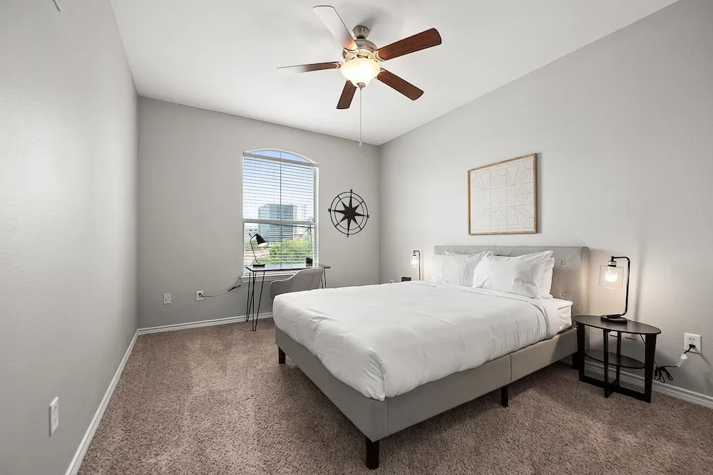 Uptown Dallas Apartments
