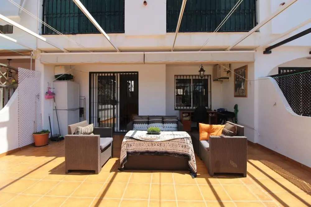 House - 2 Bedrooms with Pool and WiFi - 107850