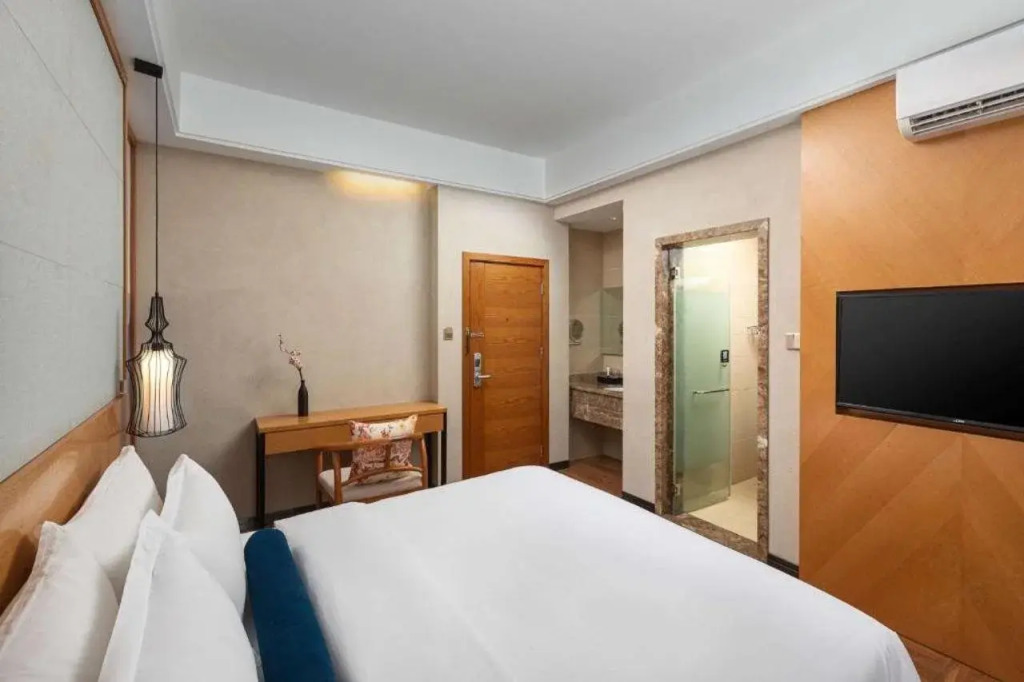 Days Inn By Wyndham Dali Erhai Park