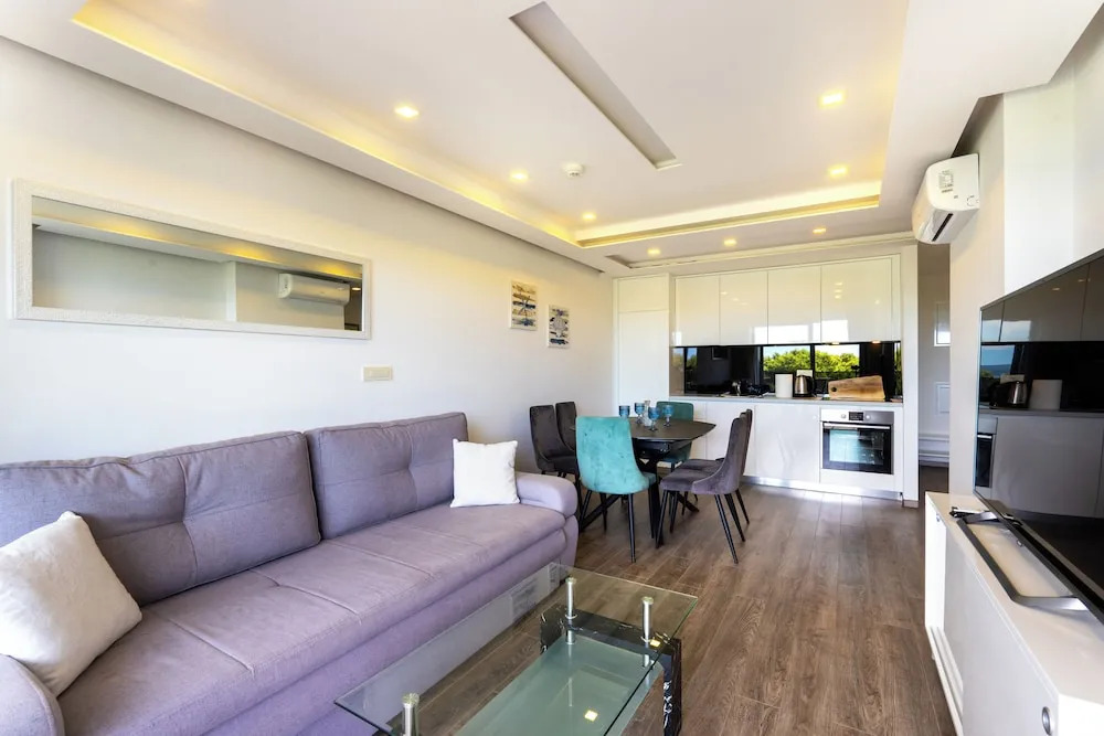 Luxury Penthouse Apt on beach Makarska