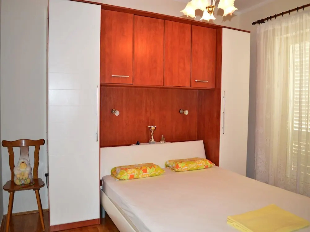 Apartment Ante 500 / Three Bedrooms A1
