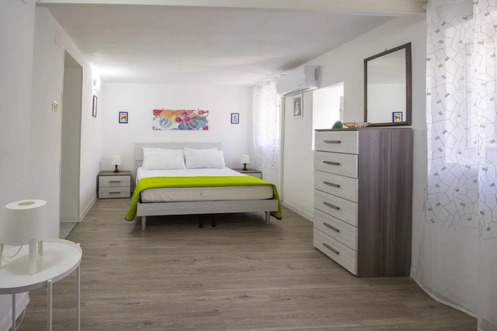 Sr-i754-cman47b1 - Maniace Homes - Angelica Apartment