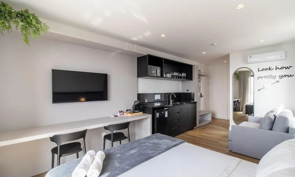 Studios in a Seaside Building, Close to Beto Carreiro at Penha Spot - Psob