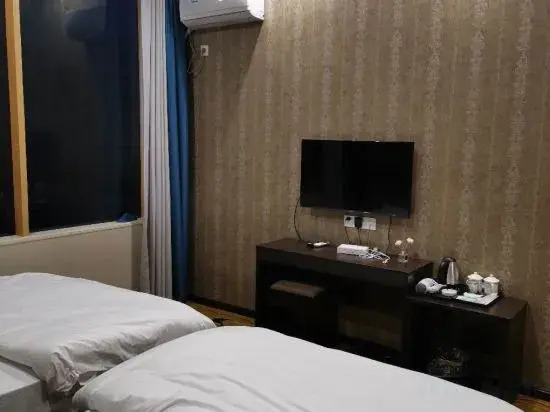 Guangyuan Lizhou Dexu Business Hotel