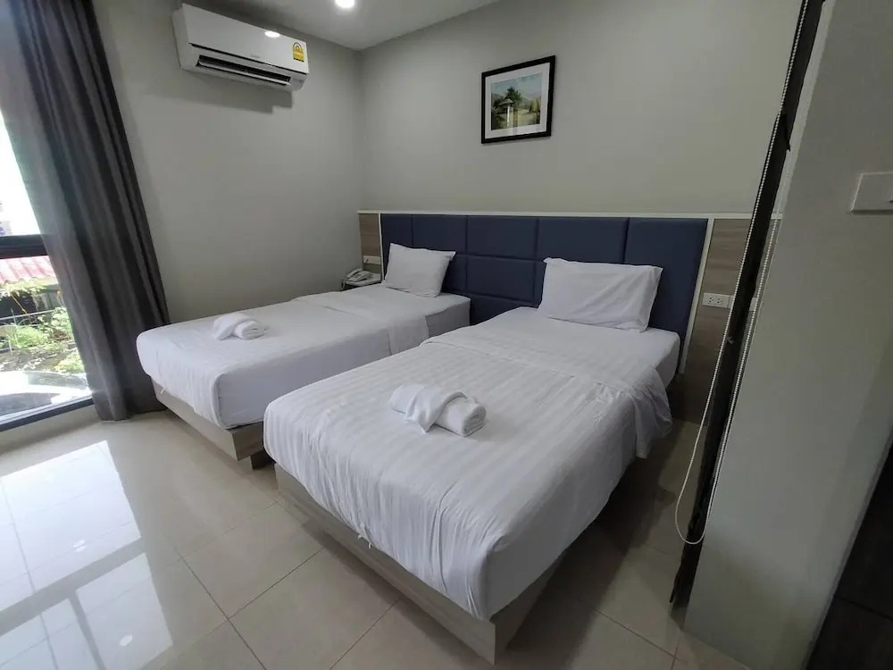 Sattahip 9 Boutique Hotel OYO Rooms