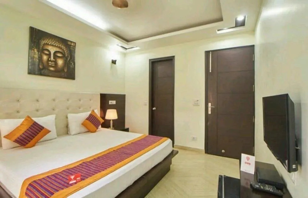 Asian Suites Elite Sector 31