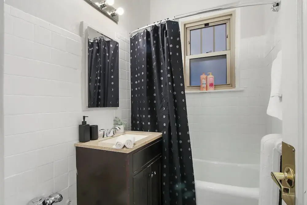 Studio Unit - Blackstone rep 1