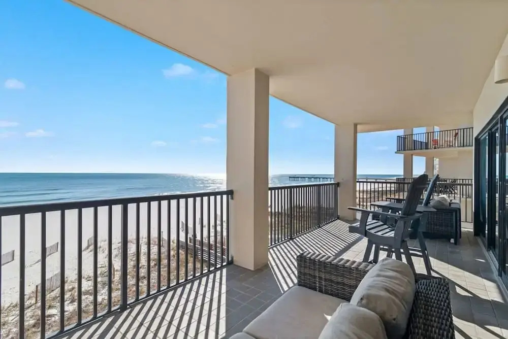 Palms 304 Beachfront 3BR 3BA Corner Condo