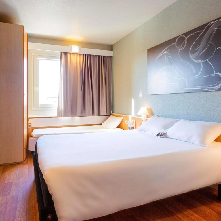 Ibis Elche