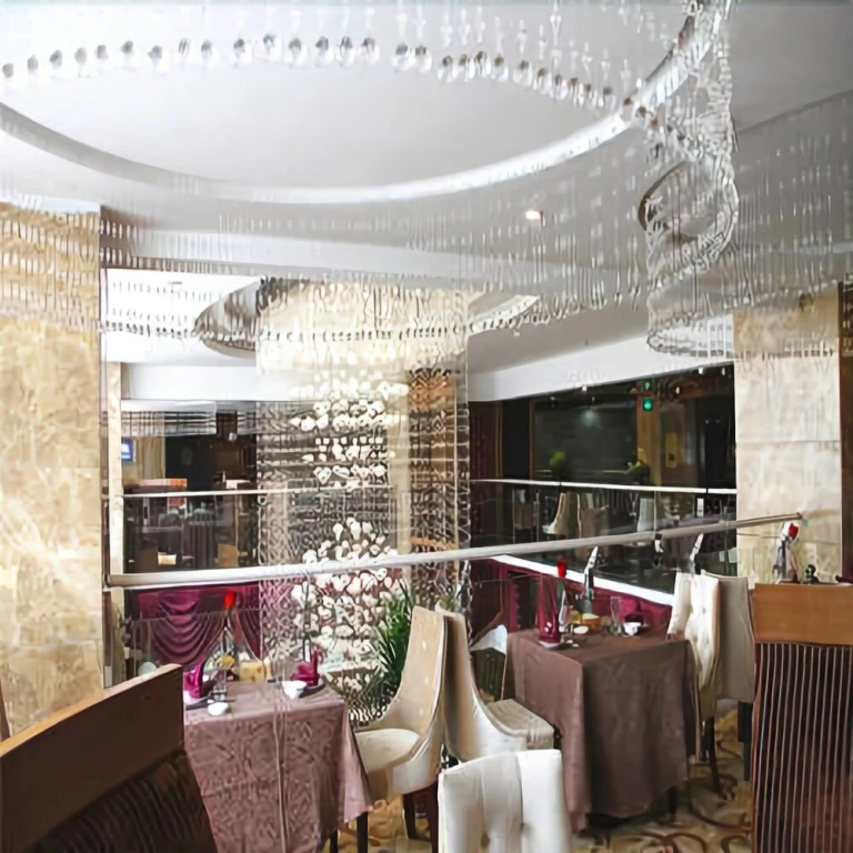 Holiday Inn Mansion