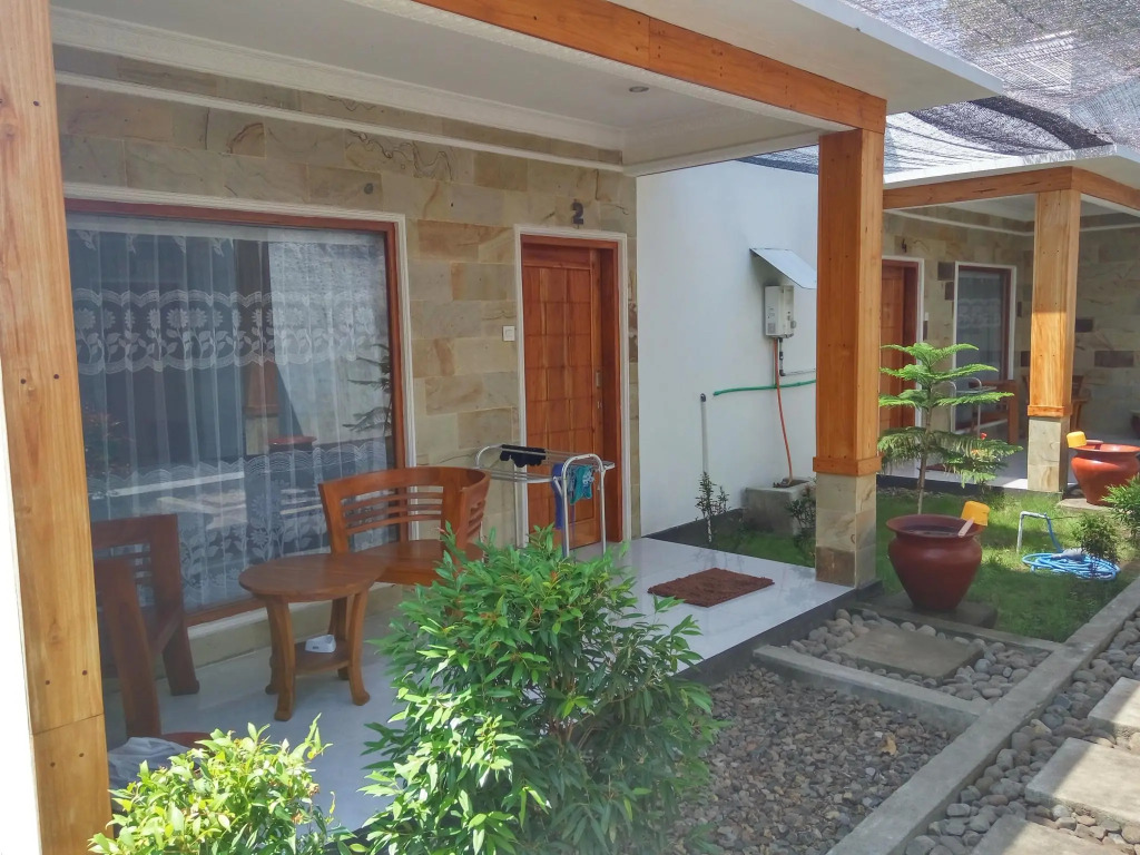 Amel House