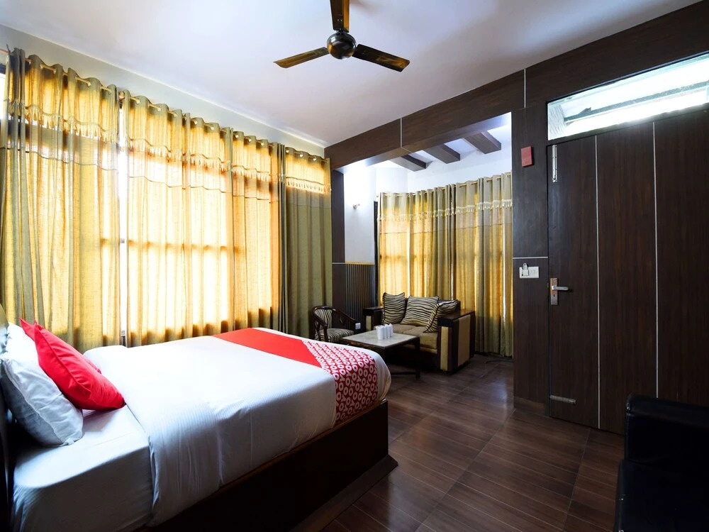 OYO 14627 Kasauli Residency