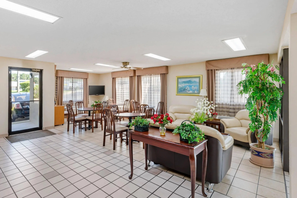 Quality Inn & Suites Stockbridge Atlanta South I-75