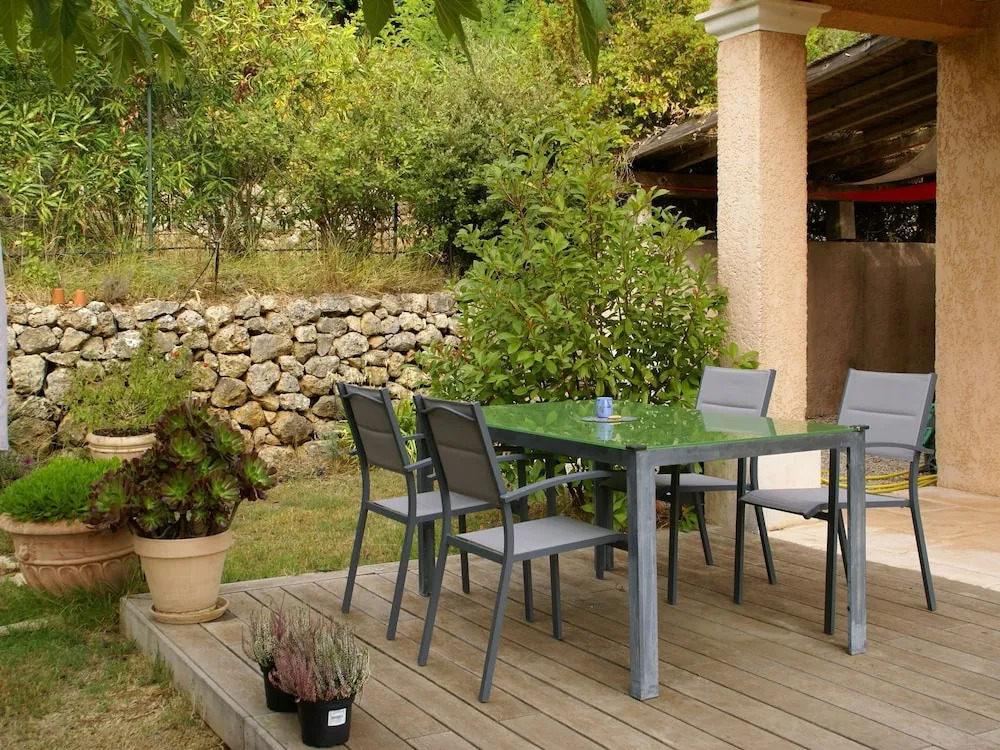 Spacious Holiday Home in Lorgues With Private Pool
