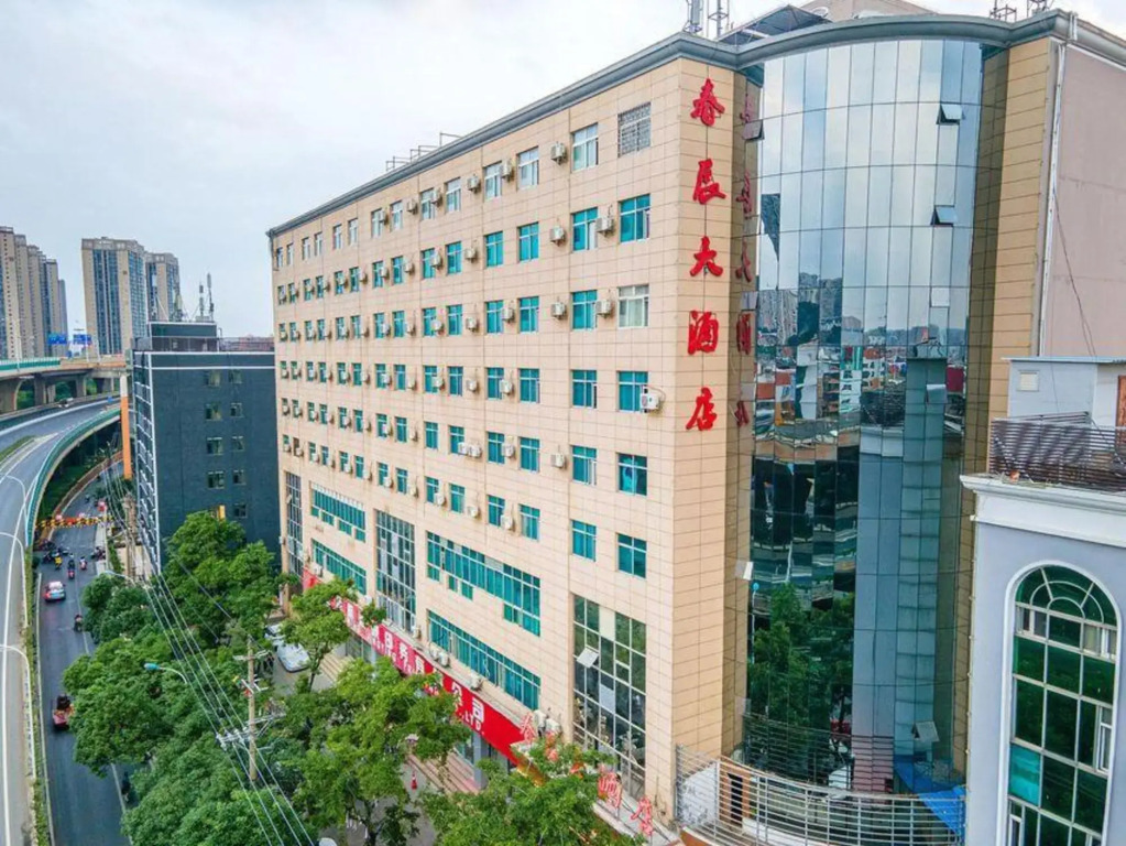 Chunchen Hotel