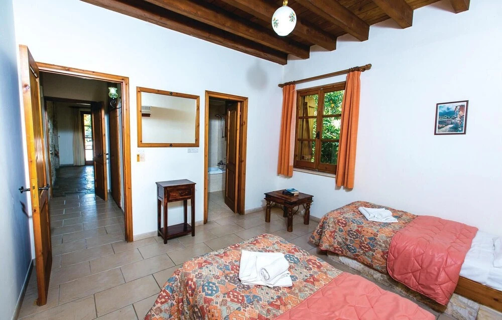 Nice Home in Miliou Paphos With 2 Bedrooms, Outdoor Swimming Pool and Swimming Pool