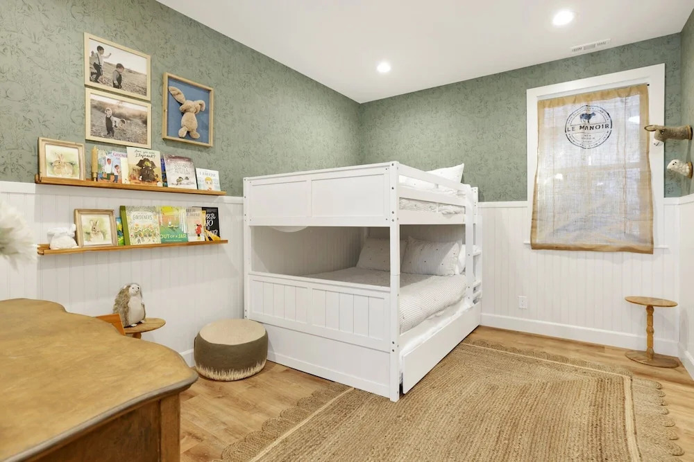 Pine Meadow Village Castle #2301