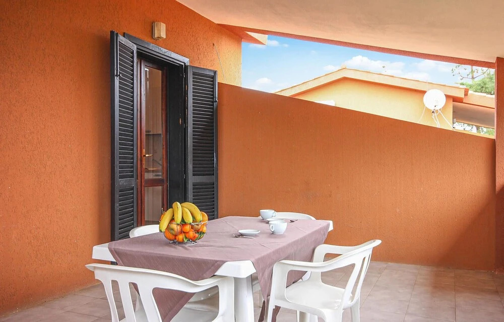 Nice Apartment in Costa Rei -ca- With 1 Bedrooms and Wifi