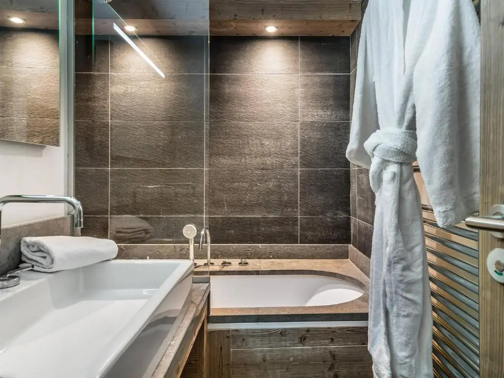 Appartement Val-d'Isère, 5 pièces, 8 personnes - FR-1-567-49