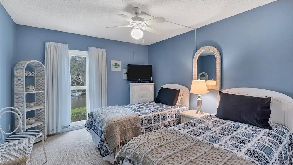 Quiet Condo Near Downtown Punta Gorda 2 Bedroom Condo