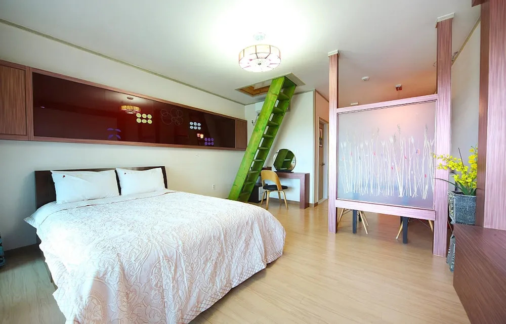 Gangneung Rose Pension