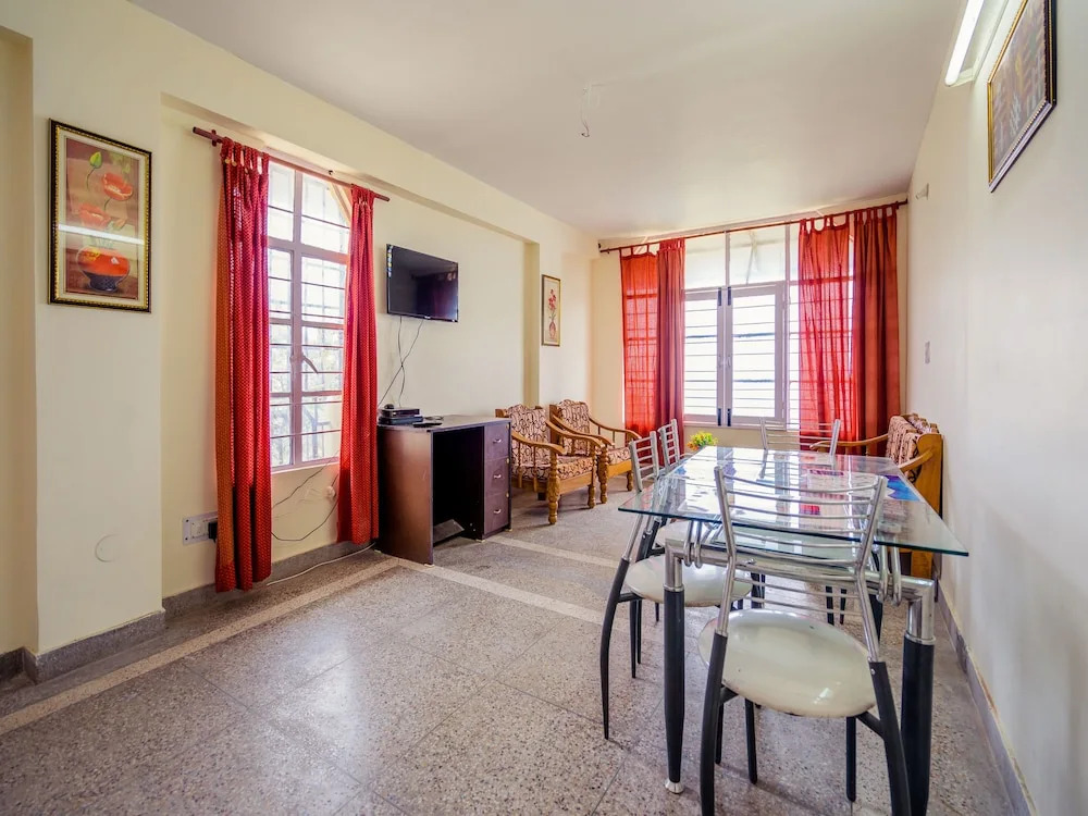 OYO 14127 Home Doon View 3BHK Library Chowk