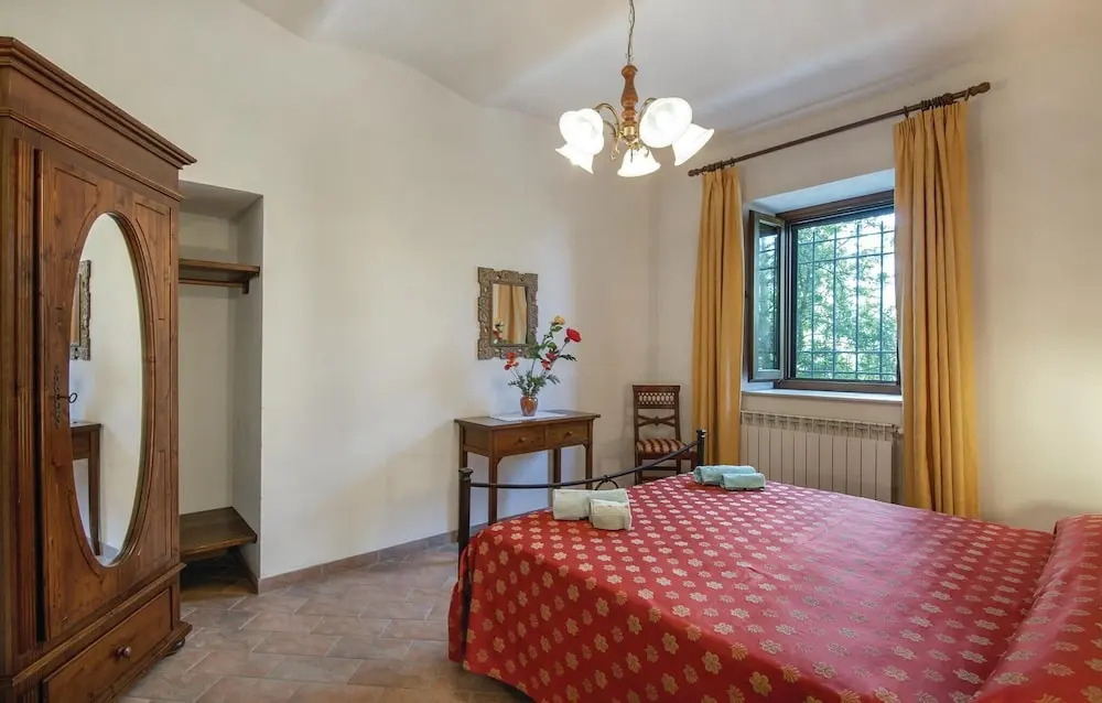 Stunning Home in Acquasparta -tr- With Wifi and 9 Bedrooms
