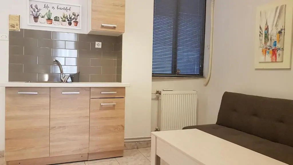Palette Apartment Chocolate - Athens Center, 6 Bd, 3 Bath