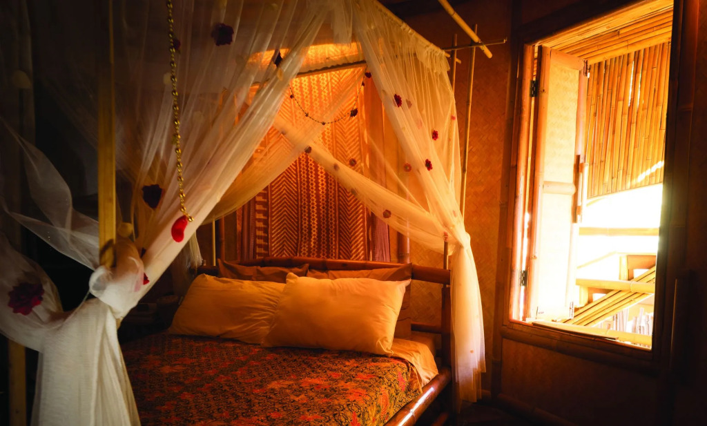 Pareehut Resort Koh Sichang