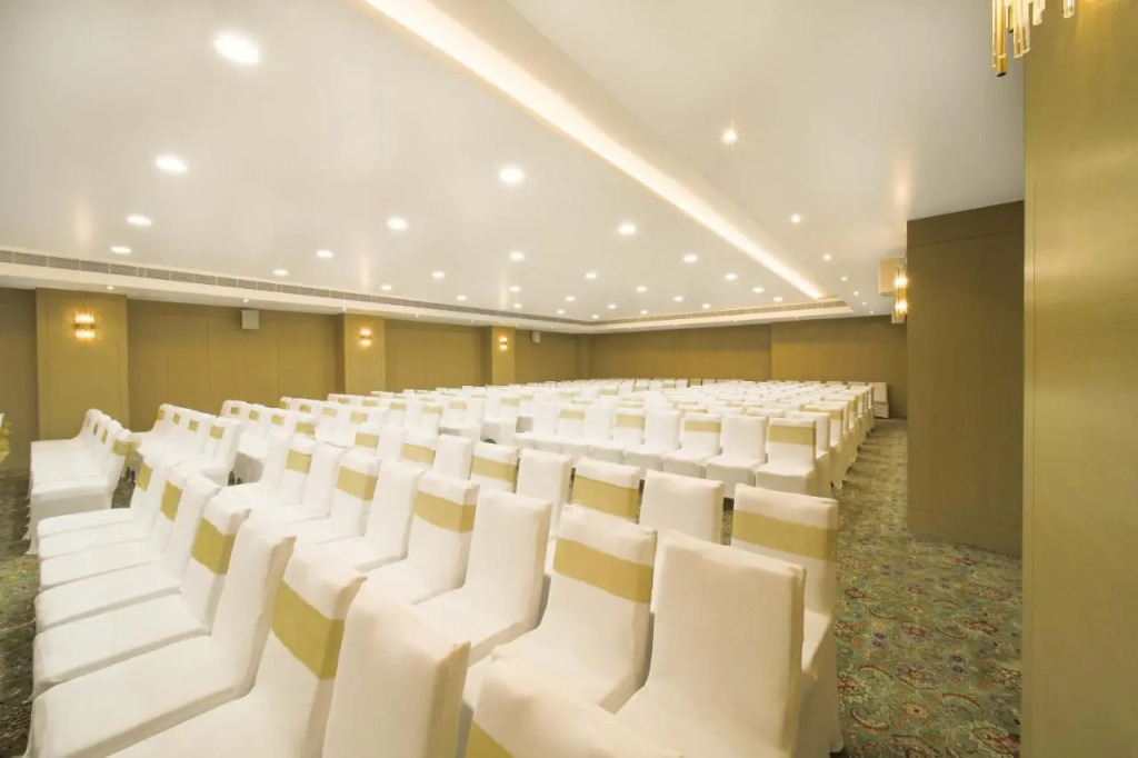 Jade Suites - Luxury Boutique Hotel