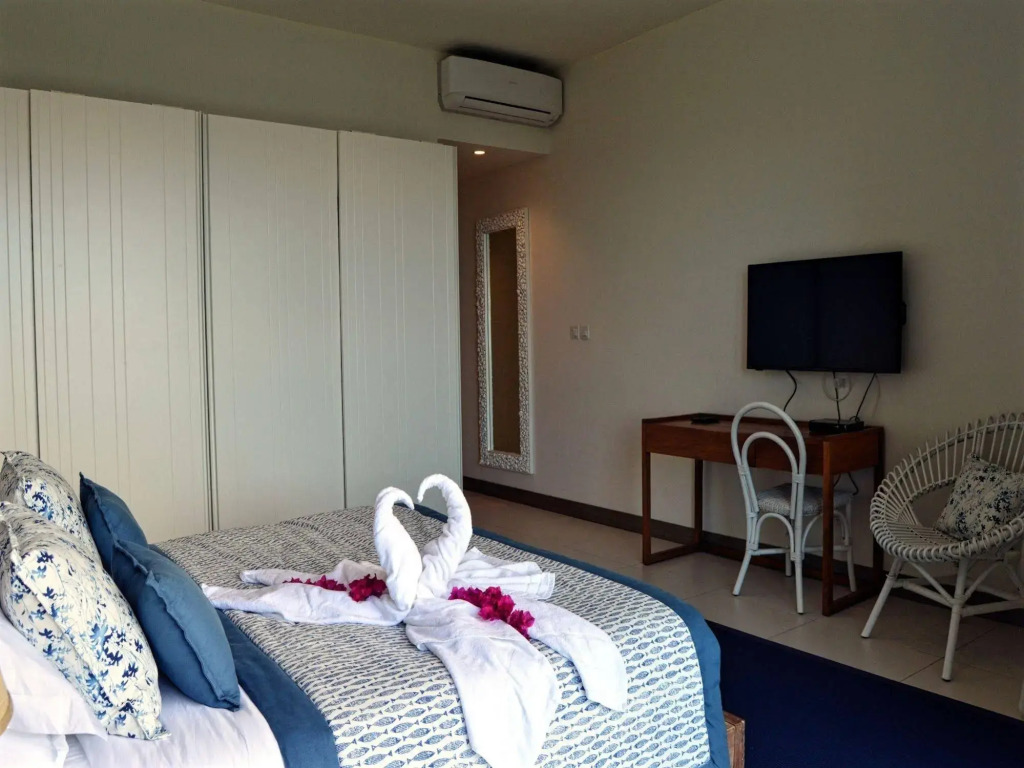 Pointe aux Cannonier Luxury Apartments