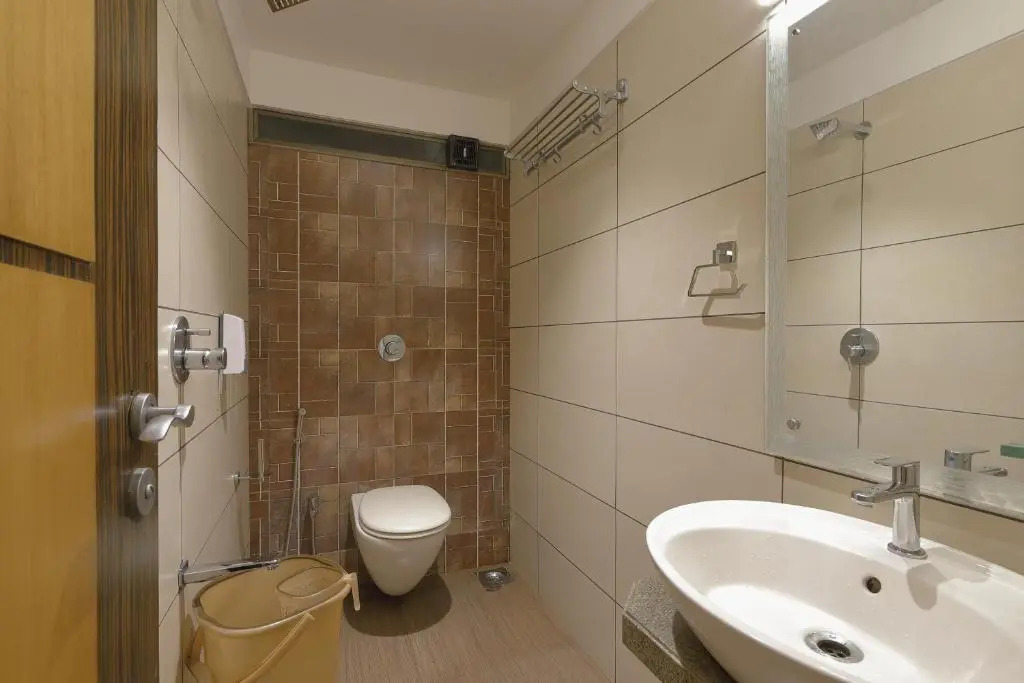 Hotel Ariana Residency