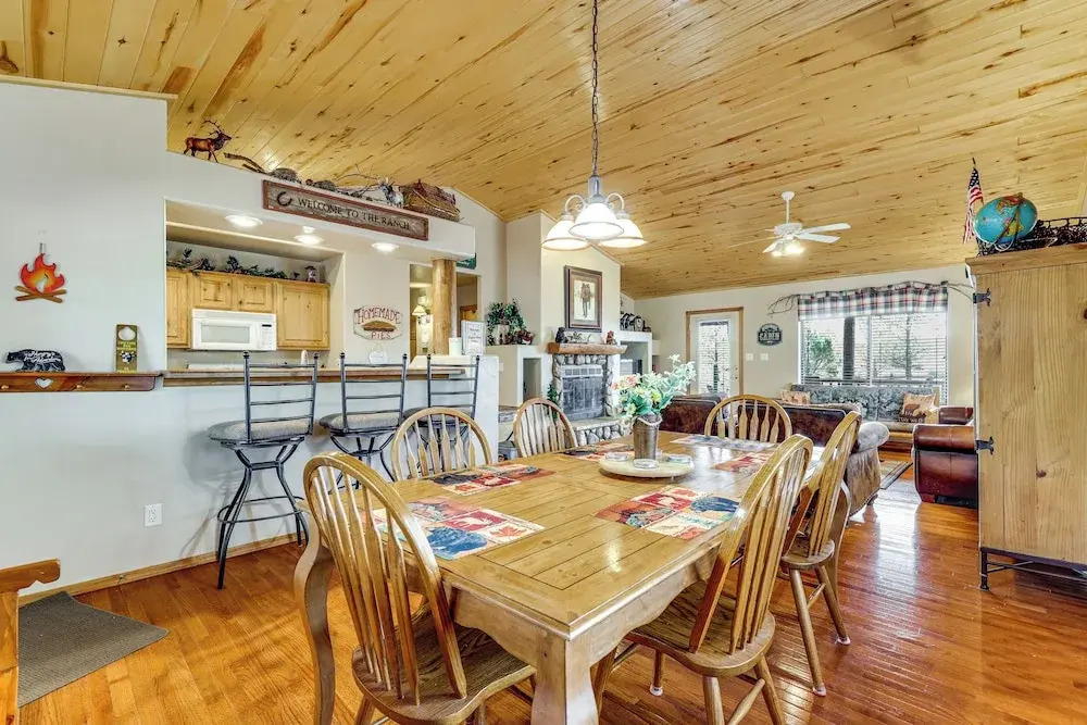 Hike, Fish & Enjoy Pond On-site: Bison Ranch Cabin
