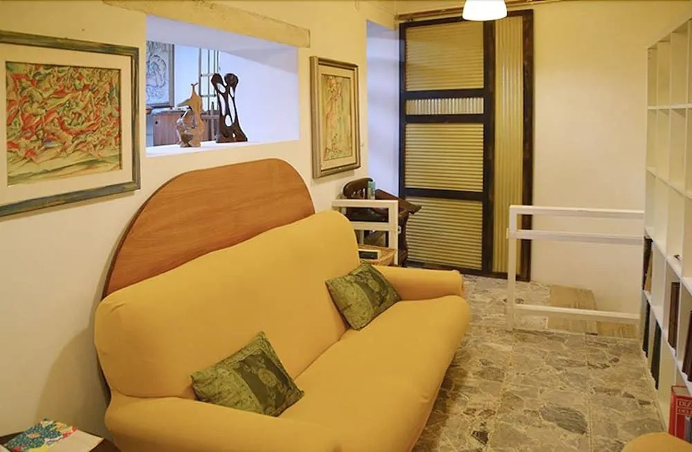 La Casa DellArtista