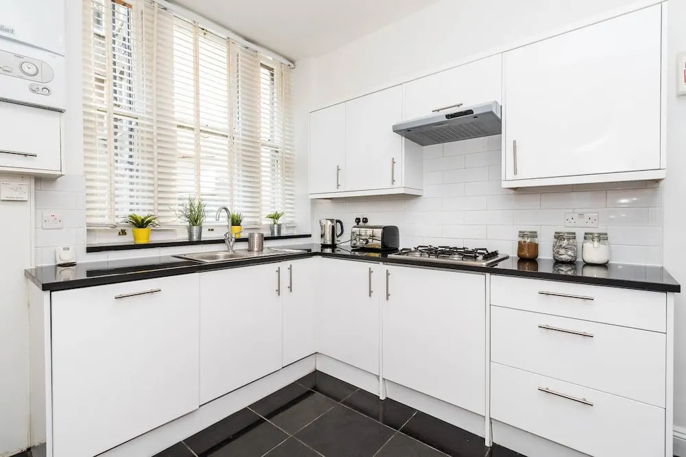 Super Exclusive 3 Bedroom Flat Heart of Chelsea