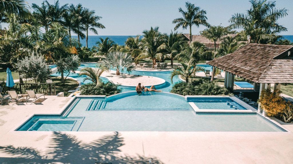The Cliff Hotel