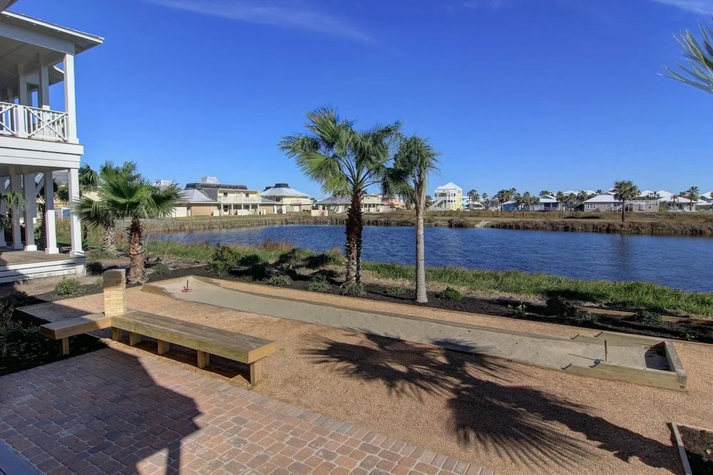 Cinnamon Shore Nautical Dream 249 Hi